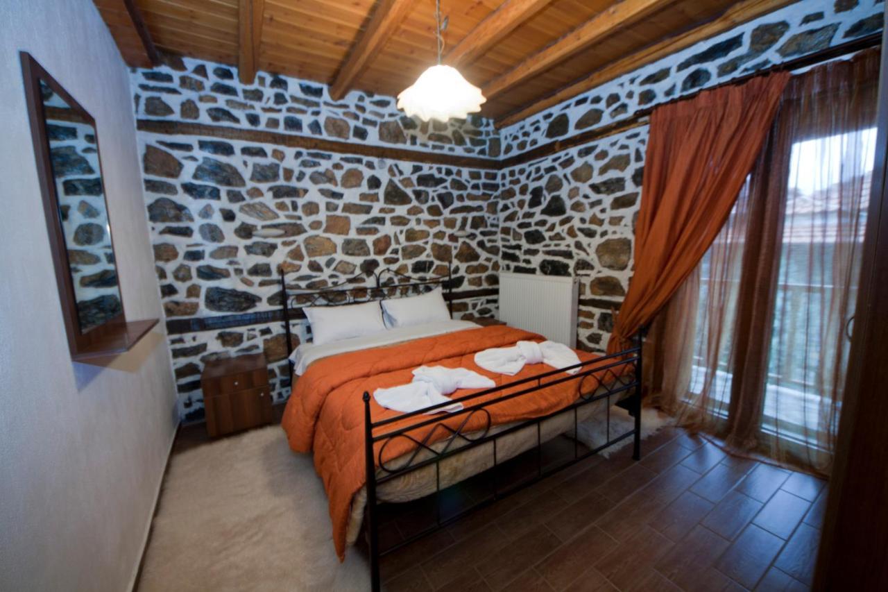 Traditional Guesthouse Siantsis Палеос Агиос Атанасиос Екстериор снимка