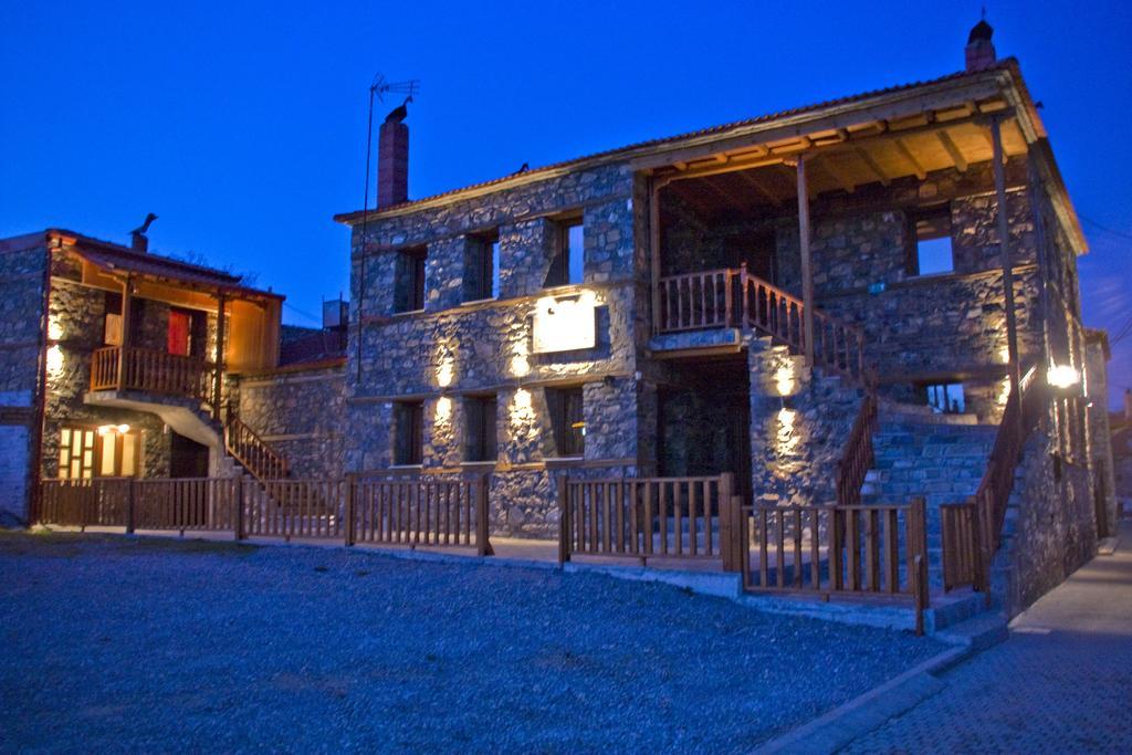 Traditional Guesthouse Siantsis Палеос Агиос Атанасиос Екстериор снимка